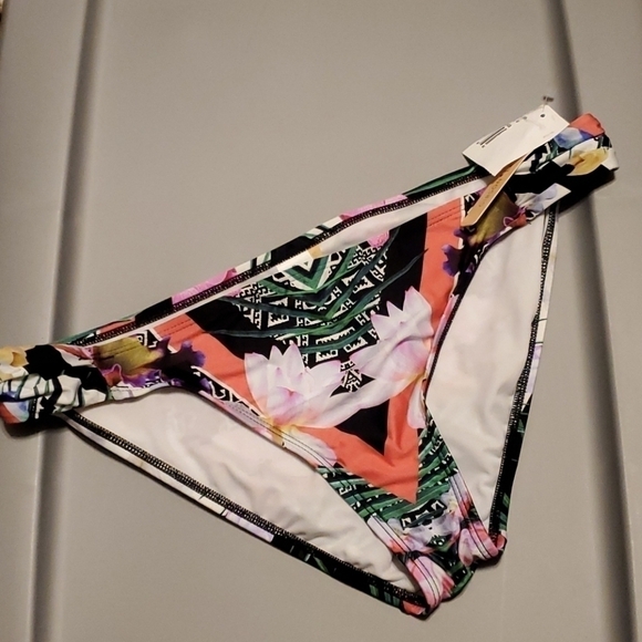 NWT Gibson Latimee floral bikini bottom swim - Picture 2 of 9